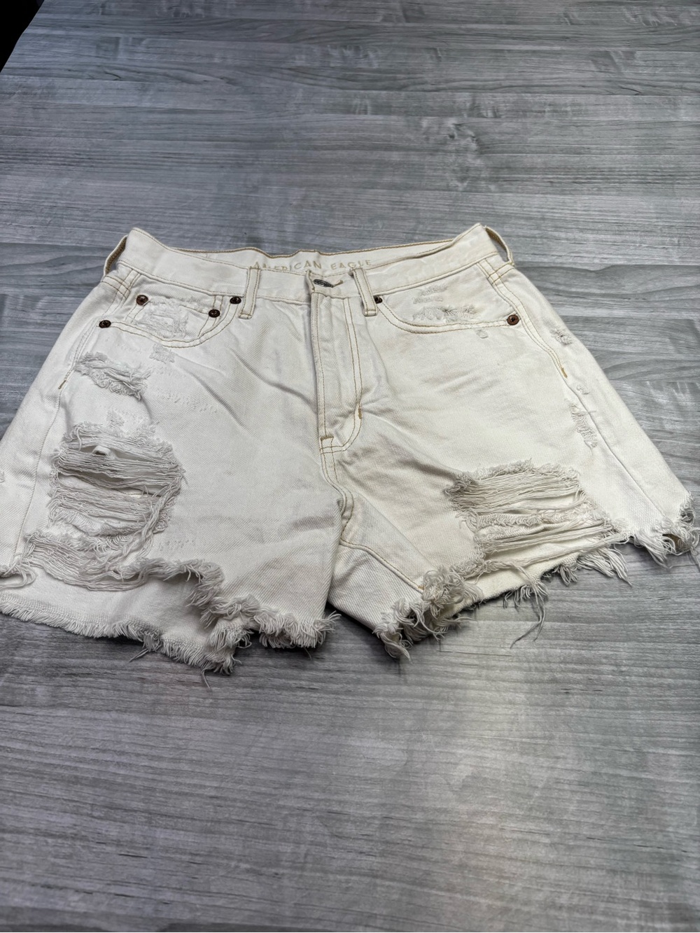 American Eagle Outfitters Distressed White Denim High Rise Shorts Size 4
